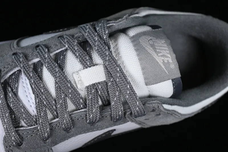 All Categories Nk SB Dunk Series Nk SB Dunk Low Low-top sneakers Cost-effective version Nk Dunk Low "Grey Gum" Dark gray suede SB low-top casual sports skateboard shoes FV0389-100